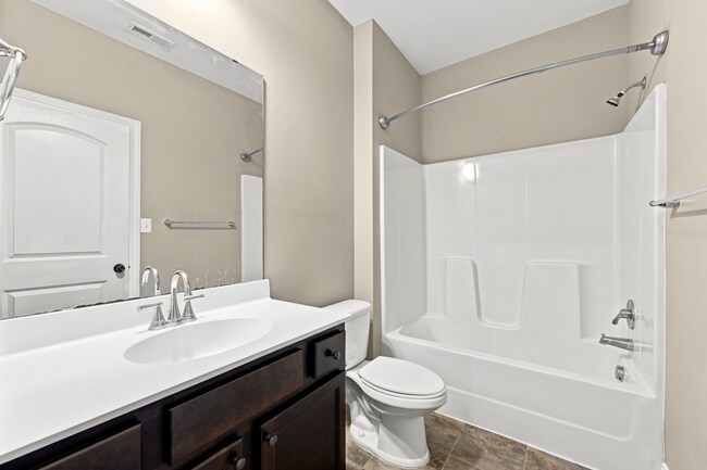 Building Photo - 208 Misty Cove Ct