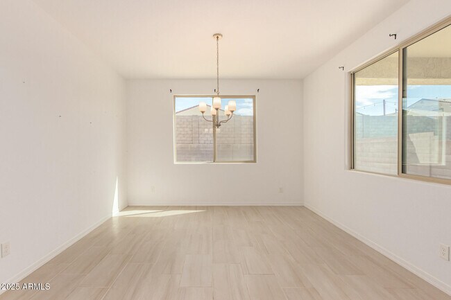 Building Photo - 12751 W Ocotillo Rd