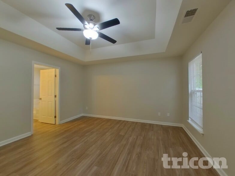 Building Photo - 191 Gabriel Dr