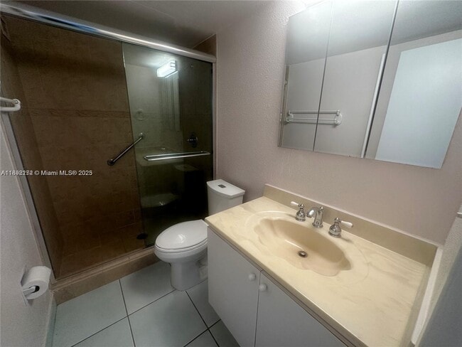 Building Photo - 2030 S Ocean Dr