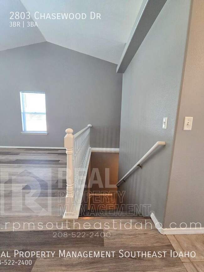 Building Photo - 2803 Chasewood Dr