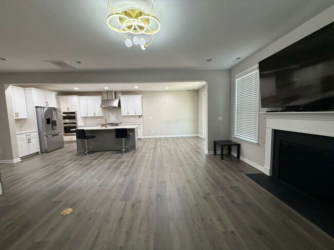 Building Photo - 128 Reids Cv Dr