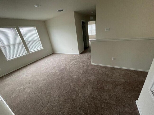 Building Photo - 153 Purple Sandpiper Ln