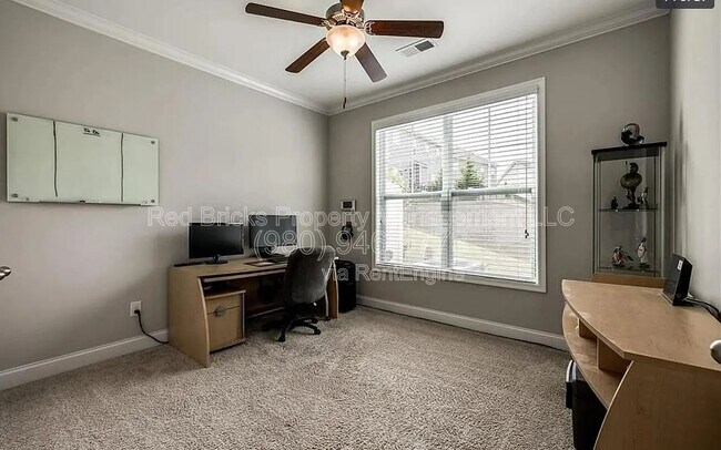 Building Photo - 1410 Bramblewood Dr