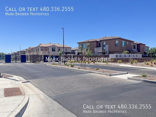 Building Photo - 761 E Furness Dr
