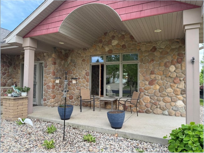 Building Photo - 4363 Memorial Cir