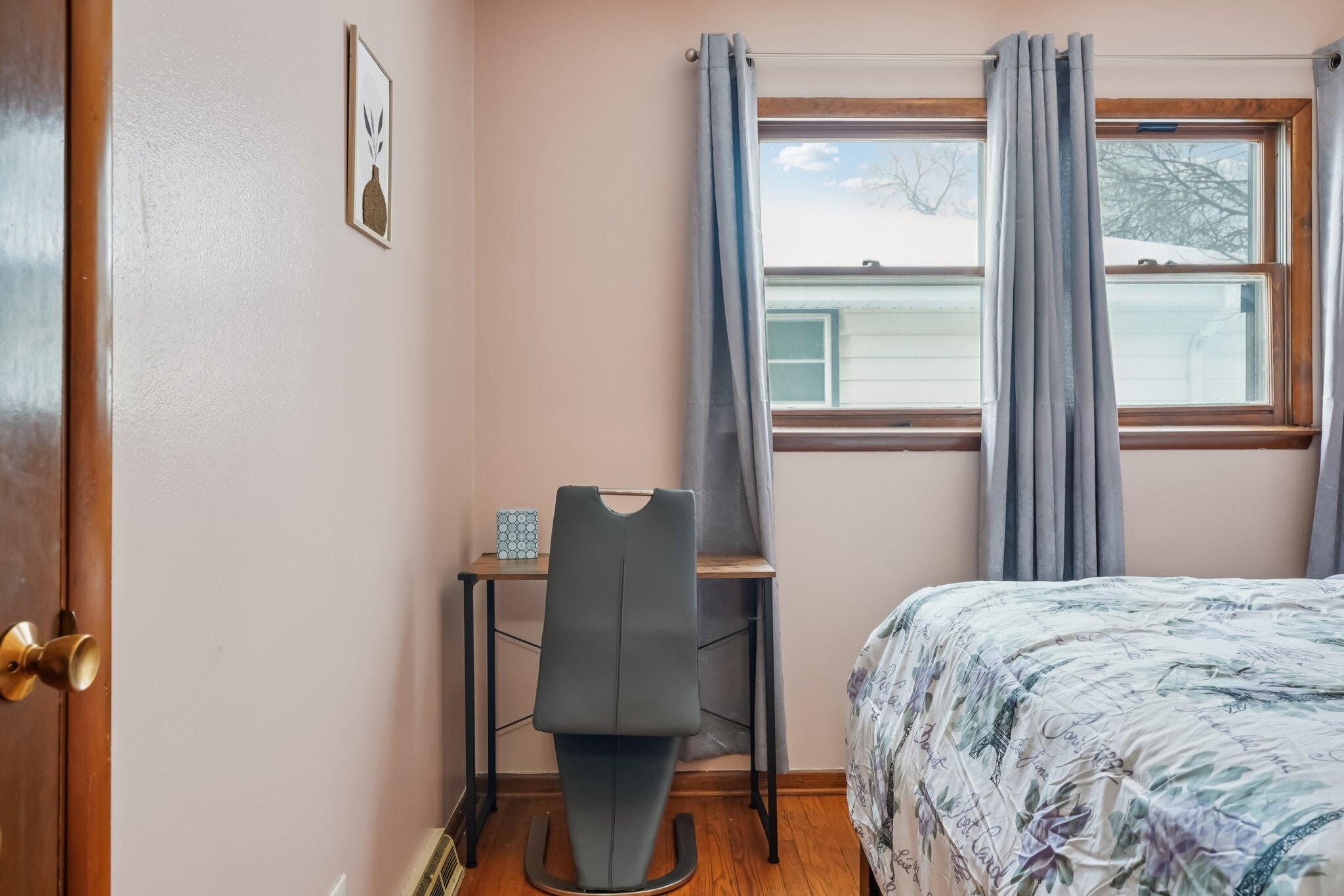 Building Photo - 10785 W Appleton Ave