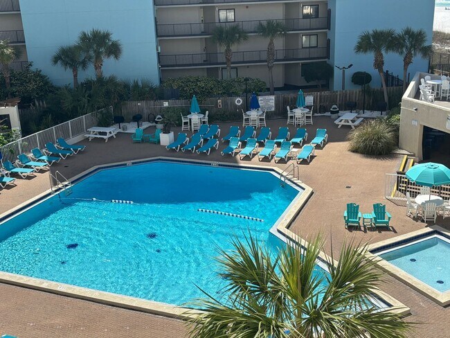 Building Photo - Top of Gulf Condos #404