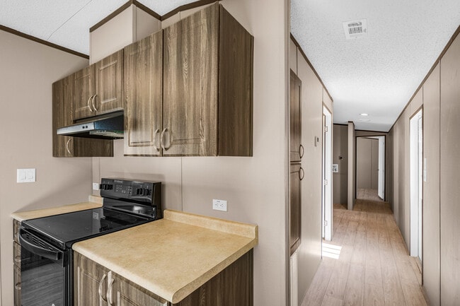 Building Photo - 2301 NW Sheridan Rd