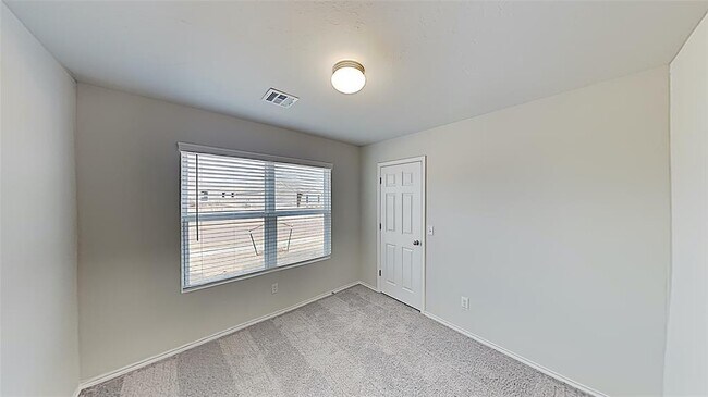 Building Photo - 9704 Laredo Ln