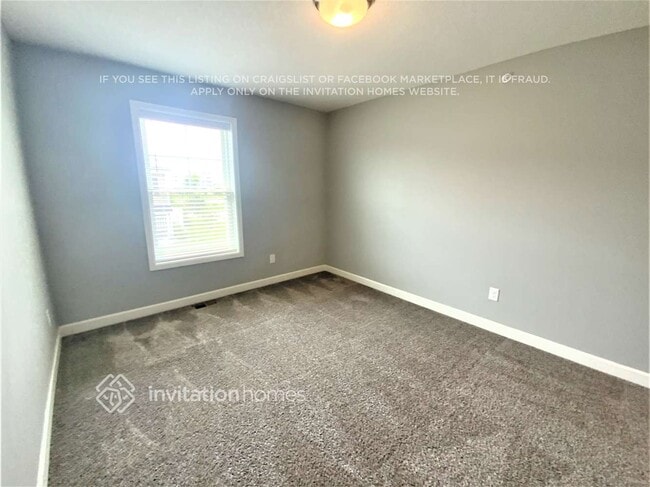 Building Photo - 10926 Zest St NE