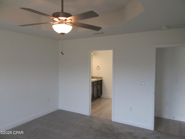 Building Photo - 3836 Redbud Wy