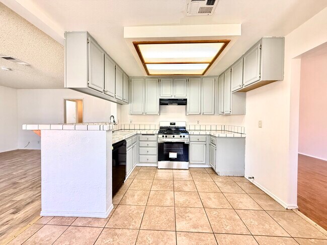 Building Photo - 43241 32nd St W