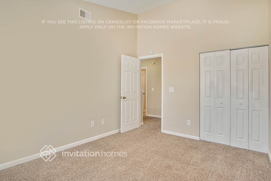 Building Photo - 263 Coral Cir