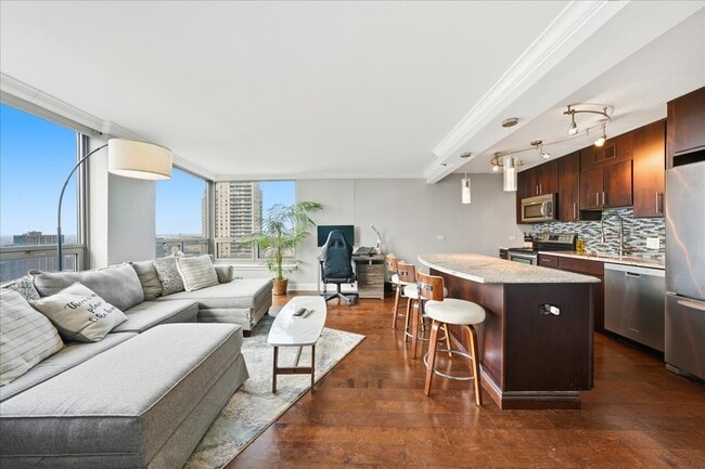 Building Photo - 440 N Wabash Ave