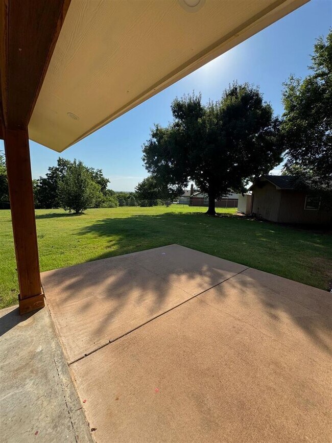 Building Photo - 141 Foxfire Rd