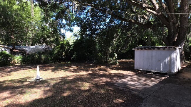 Building Photo - Quaint 3 Bedroom, one and a half bath home close to downtown St Augustine off SR 16