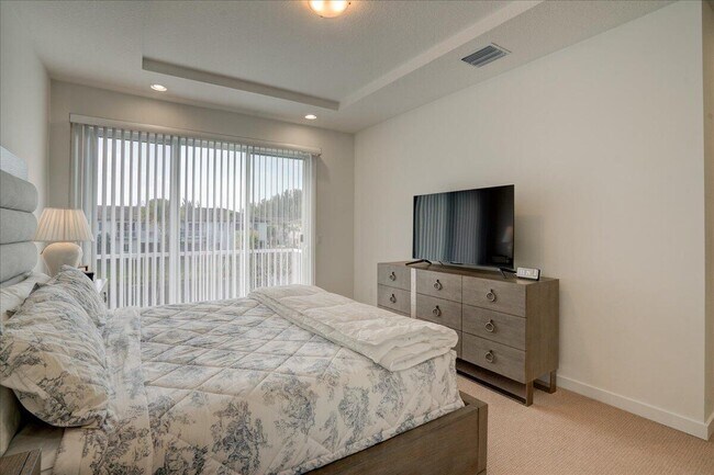 Building Photo - 1451 Pioneer Way