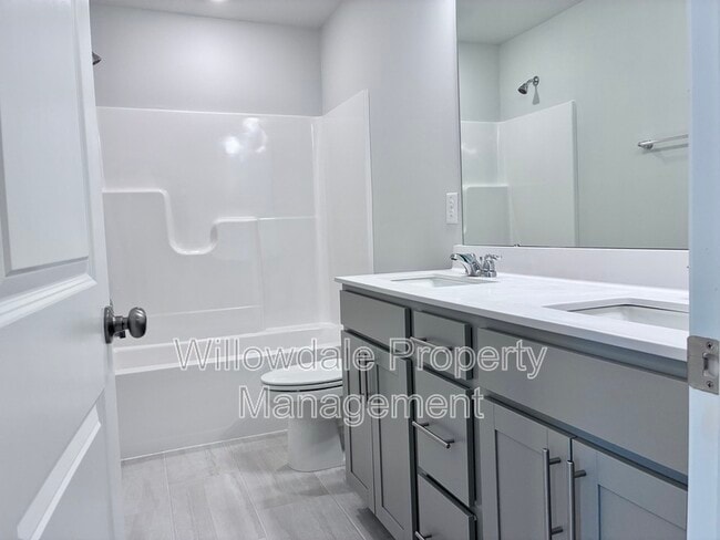 Building Photo - 514 Light Oak Wy