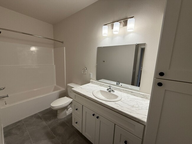 Building Photo - Northern Point Apartments