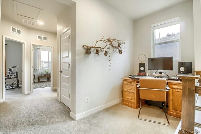 Building Photo - 6775 Morrison Dr