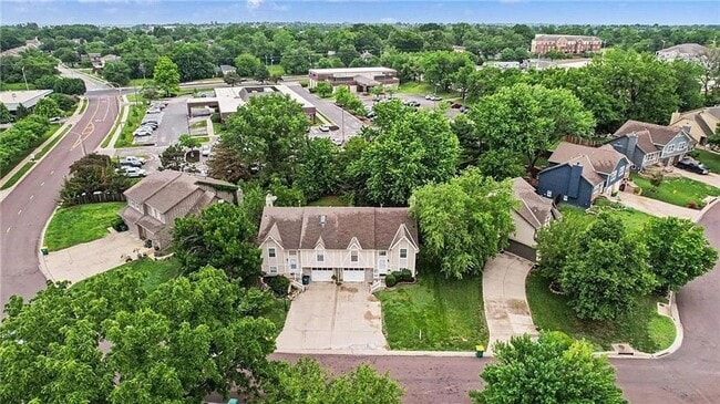 Building Photo - Newly Updated 3 Bed/2 Bath Duplex in Blue Valley with Fenced Yard, Large Deck & Attached 2-Car Ga...