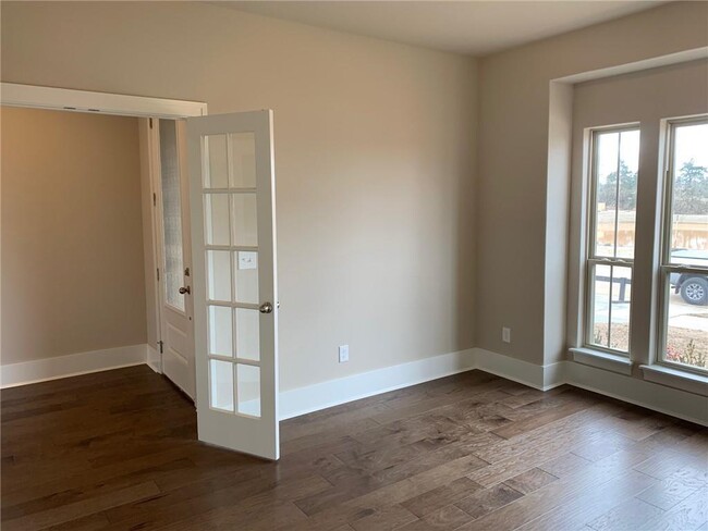 Building Photo - 616 Mill Pond Wy
