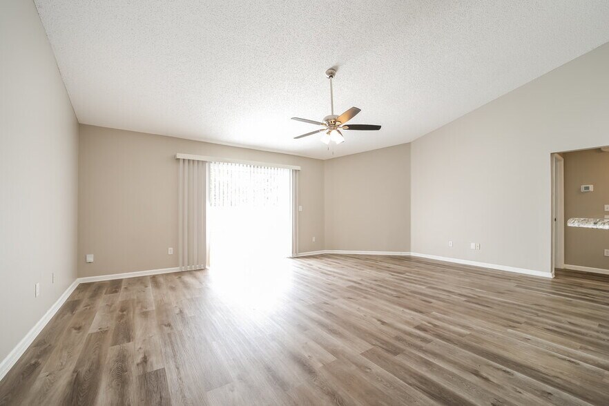 Building Photo - 45 Perry Creek Dr