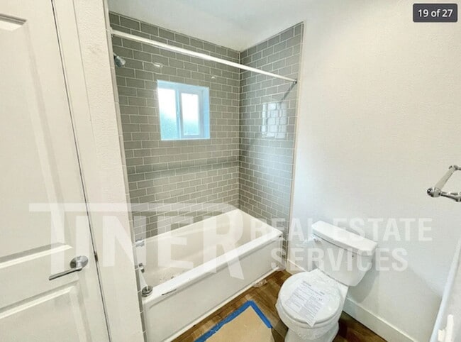 Building Photo - 1509 Eggplant Alley