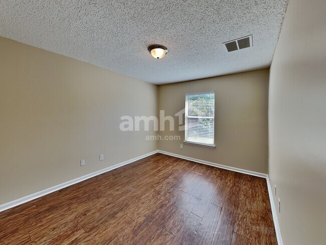 Building Photo - 2508 Westchester Ct