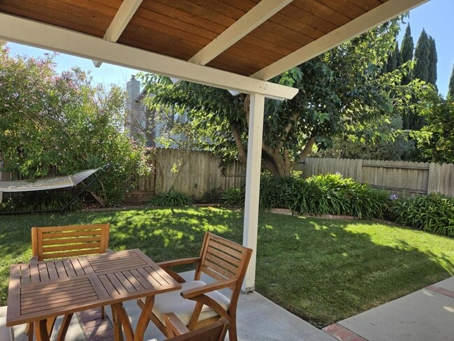 Primary Photo - 55 Las Praderas Dr