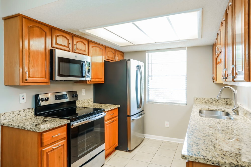 Building Photo - 2834 Tanglewood Blvd