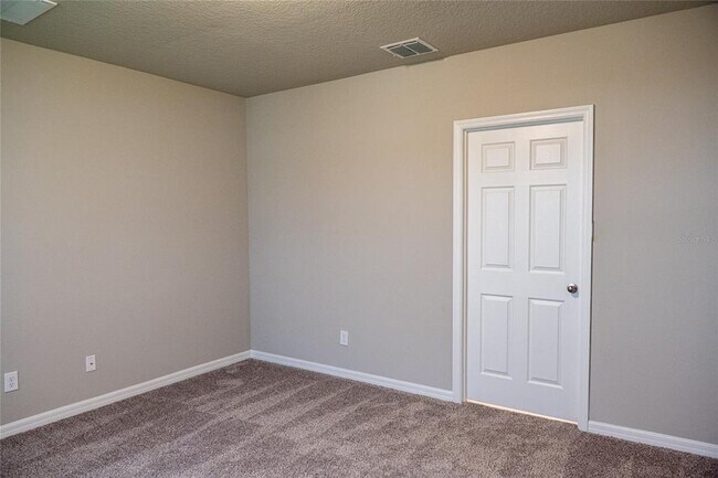 Building Photo - 3091 Bella Vista Dr
