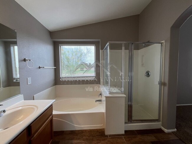 Building Photo - 22427 N Van Loo Dr