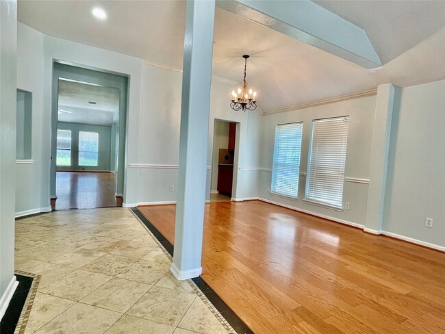 Building Photo - 8327 Whisper Point Dr