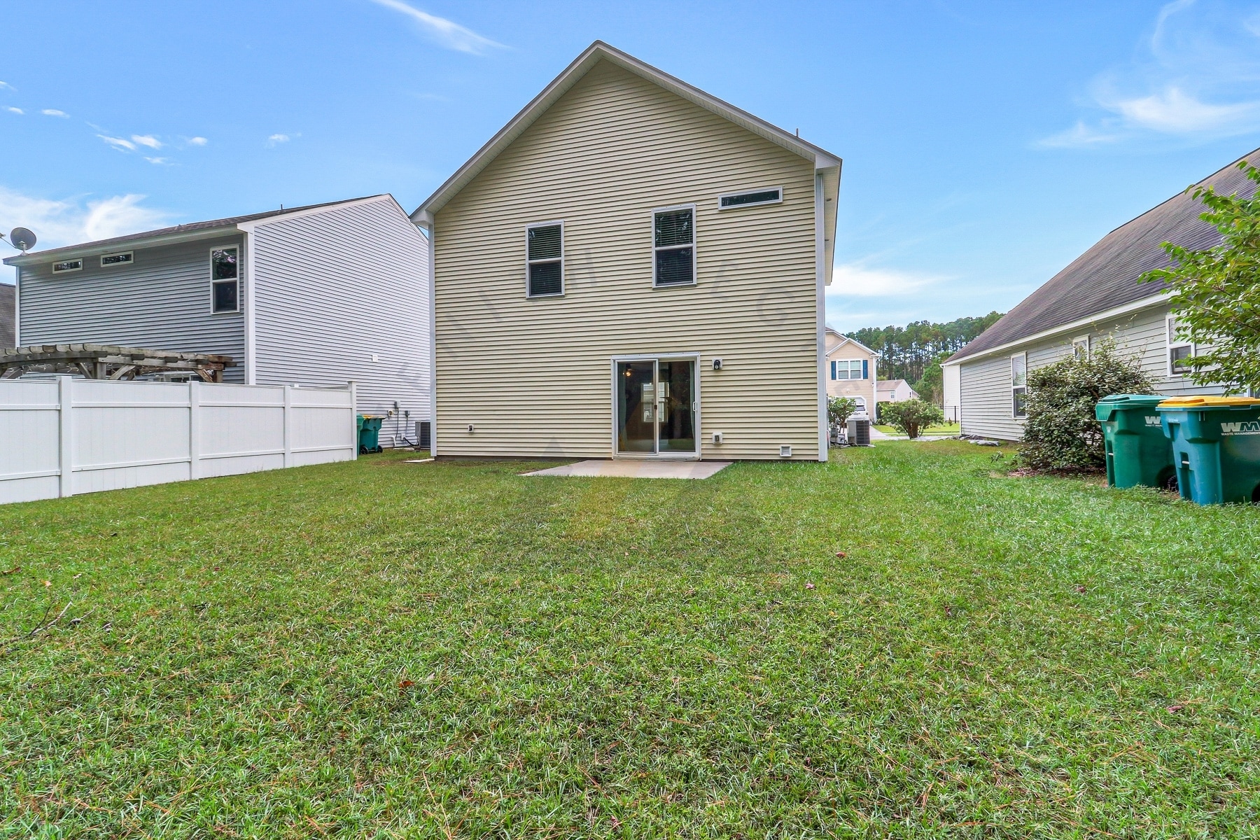 Building Photo - 62 Running Oak Dr