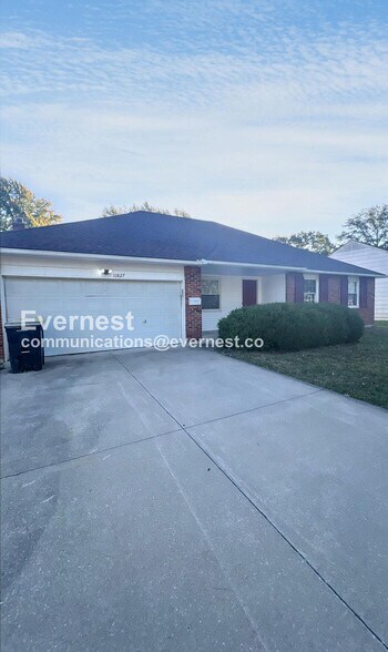 Primary Photo - 10827 Beacon Ave