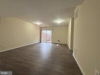 Building Photo - 2444 Rolling Plains Dr