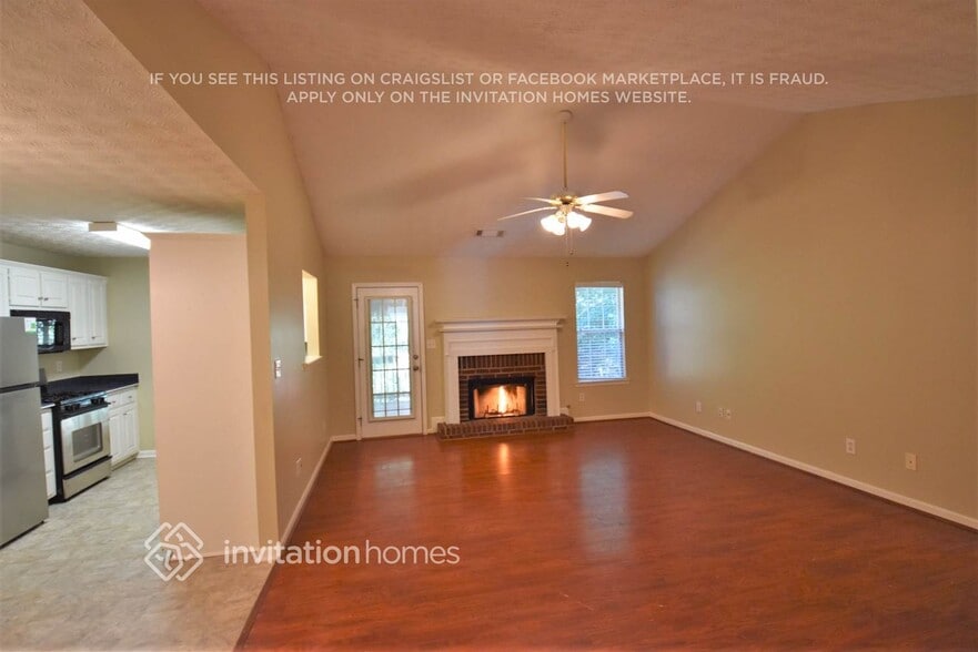 Building Photo - 207 Ranch Ct