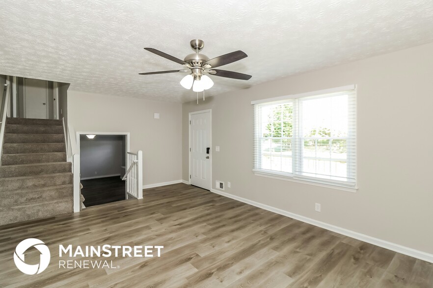 Building Photo - 1401 Timbercrest Dr