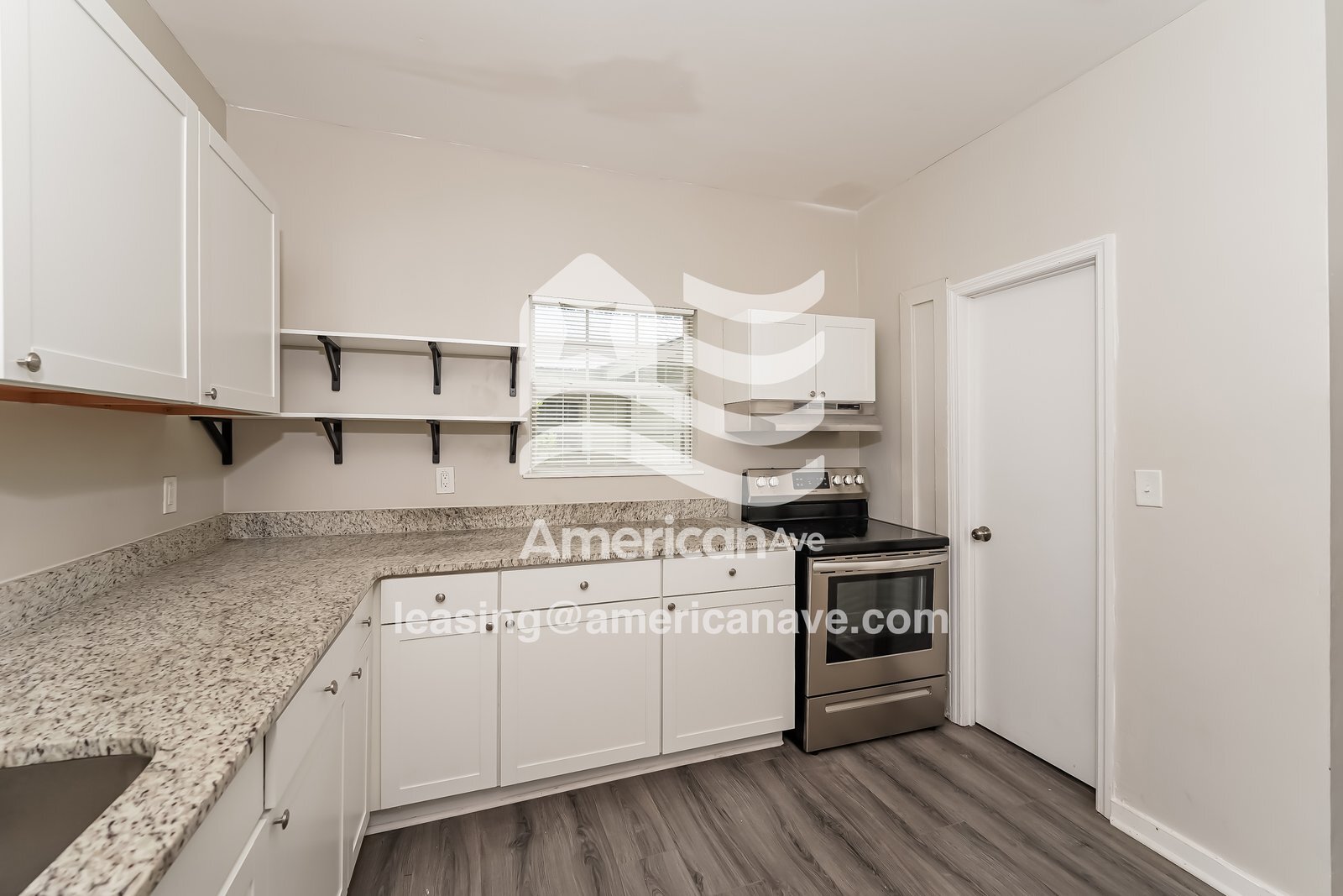 Building Photo - 8109 1st Ave S