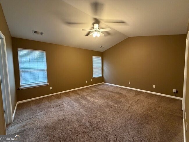Building Photo - 2473 Capella Cir SW
