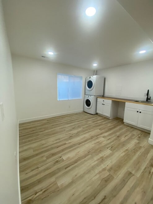 Building Photo - 3736 W Canyon Falls Dr