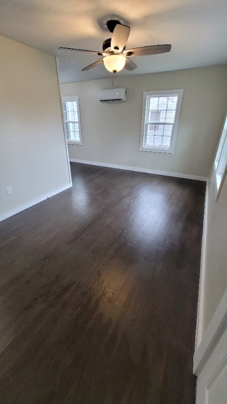 Building Photo - 208 W Chester St