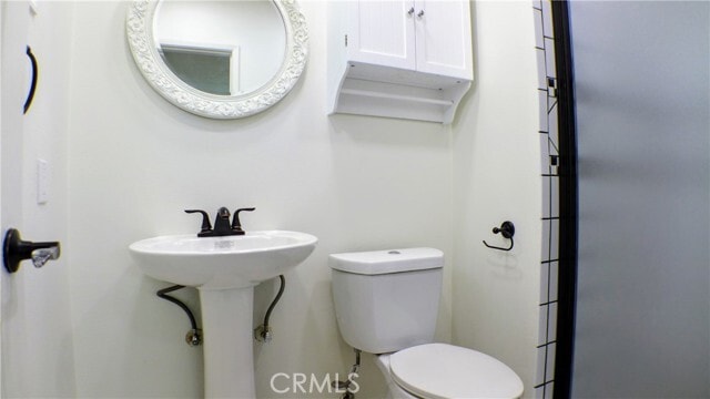 Building Photo - 19113 Radlett Ave