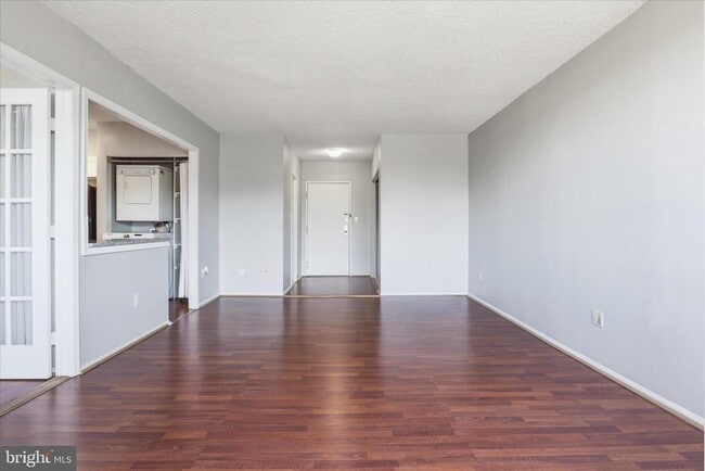 Building Photo - 5500 Holmes Run Pkwy