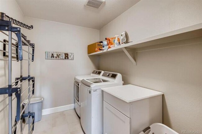 Building Photo - Single Family Home in Broomfield for RENT