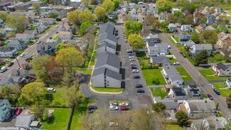 Building Photo - Cedar Heights