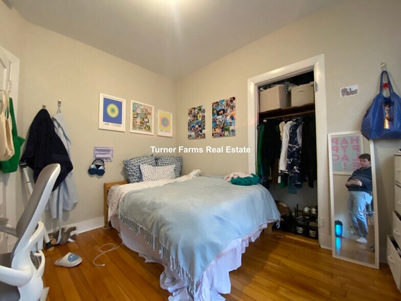 Building Photo - 6 Westminster Ave