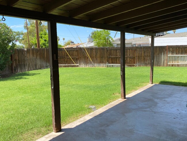 Building Photo - LANDSCAPING INCLUDED Tempe 3 Bed/ 1.75 Bath